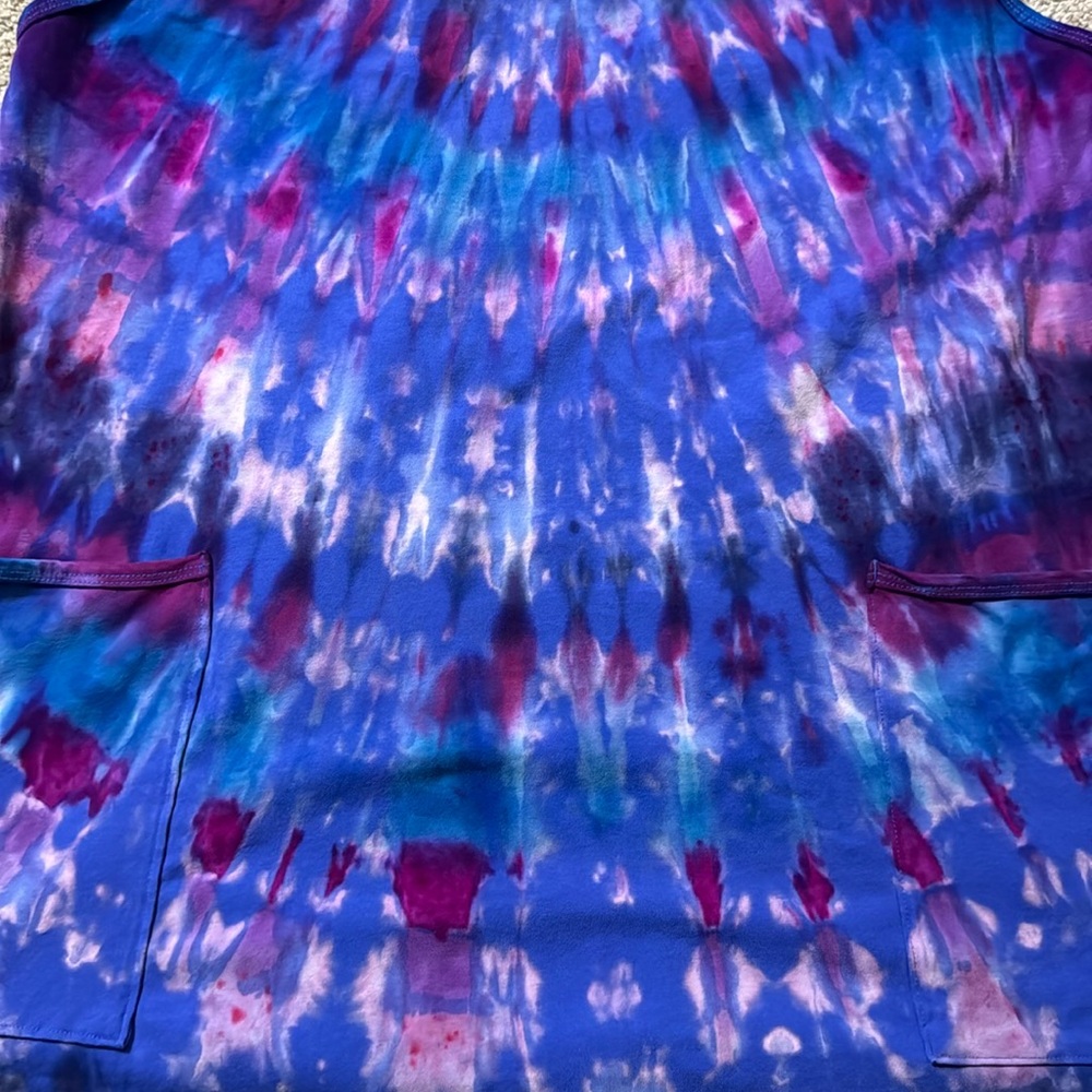 Free People Movement Hot Shot Mini Size Medium NEW Blue Tie Dye - Picture 3 of 6